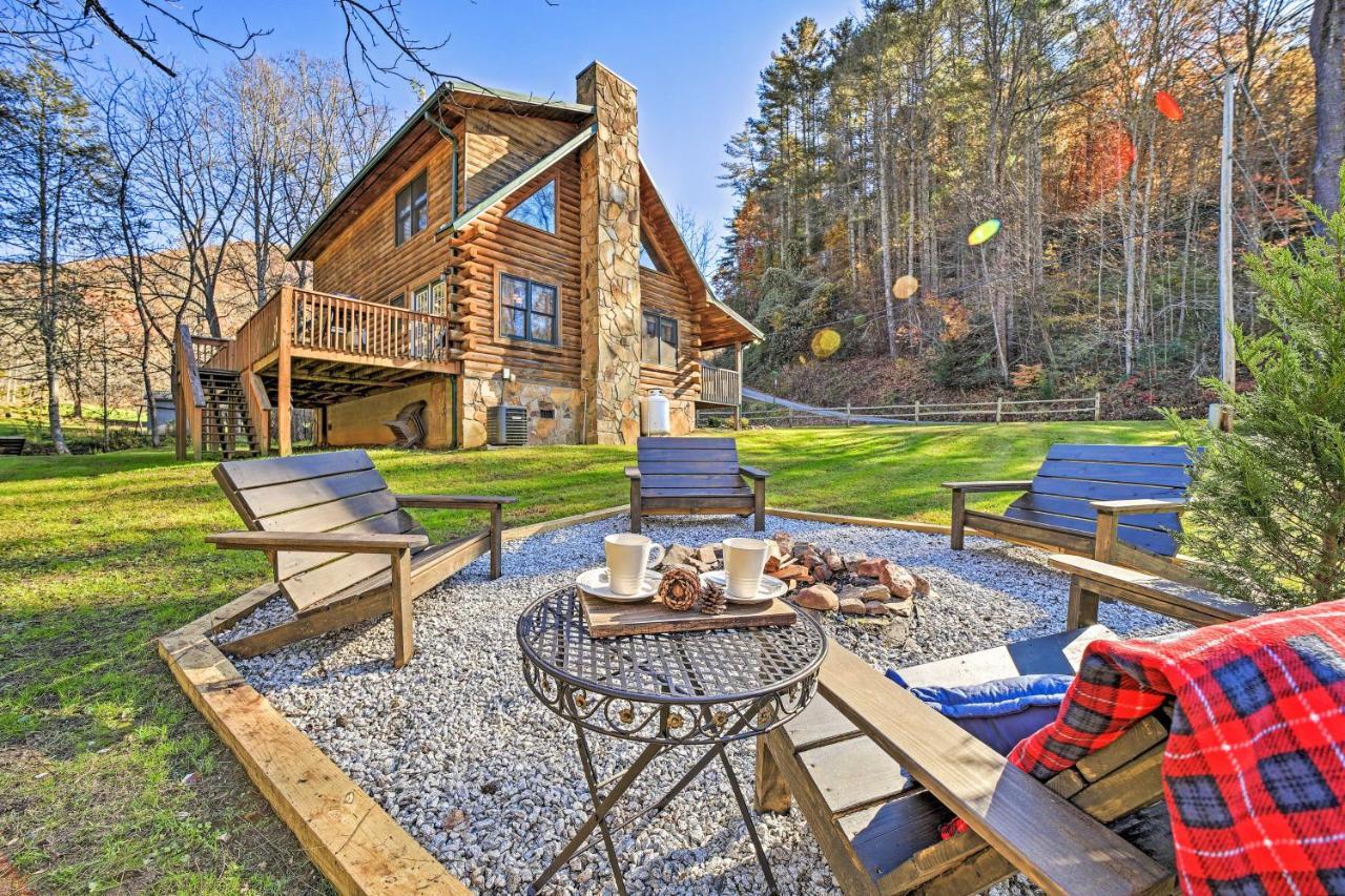 Creekside Bryson City Cabin With Private Hot Tub Villa Exterior photo